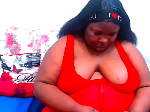 Snapshot of ChubbyBoobsxxx chatting on October 26, 2025, 5:52 am ChubbyBoobsxxx online show from October 26, 2025, 5:52 am