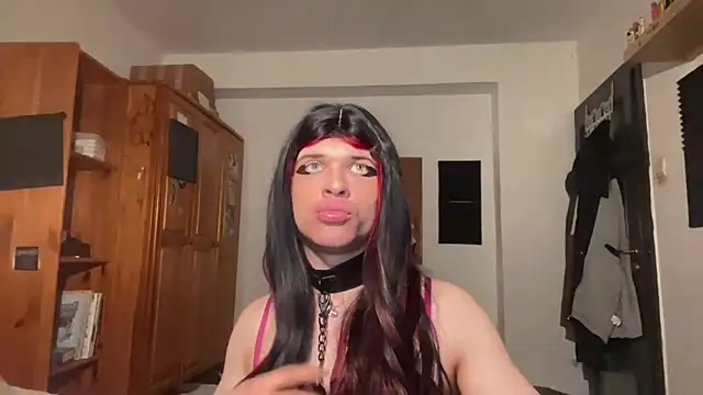 emilydee666 online show from October 23, 2025, 10:19 pm