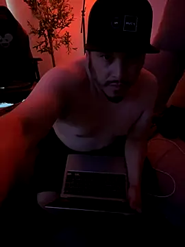 kvrkvr19 online show from November 20, 2025, 12:22 am