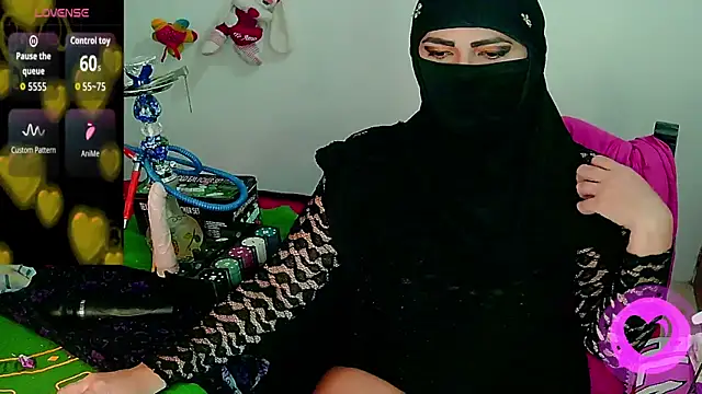 SultanaLayla online show from March 27, 2026, 8:43 pm