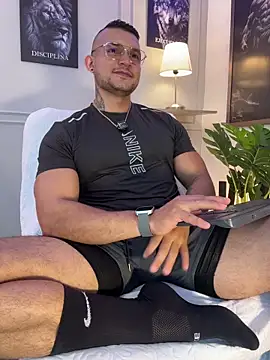 Marco Vega online show from April 10, 2026, 5:09 pm