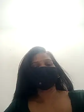 soni yhakur online show from April 15, 2026, 3:49 pm