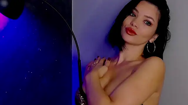 Emily Sheen online show from November 13, 2025, 5:22 am