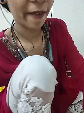 Anjana Lovely online show from October 18, 2025, 7:32 am