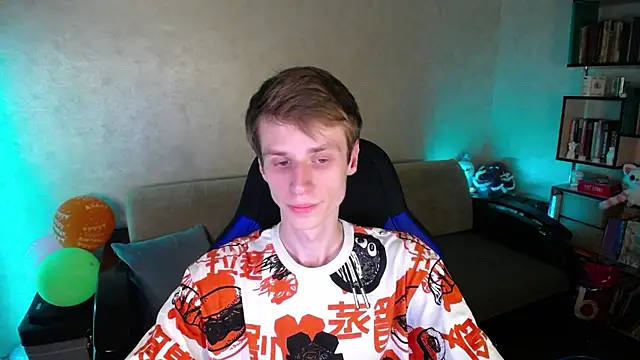 yes cute boy  online show from August 2, 2026, 8:28 pm