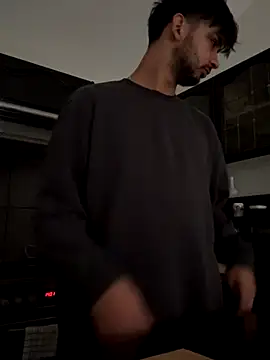 Gipsyboysteve online show from November 17, 2025, 1:04 pm