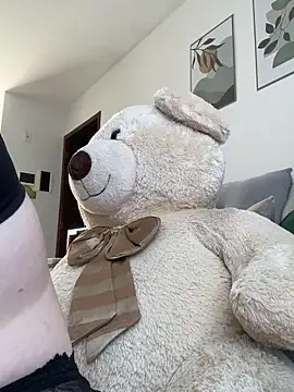 Snapshot of Kendra_Mystika chatting on September 16, 2025, 5:36 pm Kendra Mystika online show from September 16, 2025, 5:36 pm