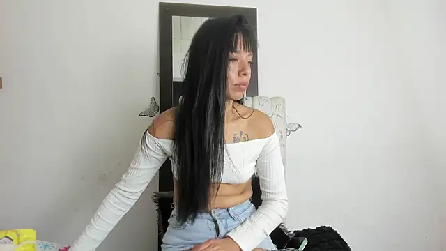 Sofia Dg online show from November 14, 2025, 9:29 pm