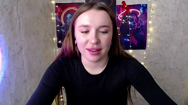 JuliaTopp  online show from February 9, 2026, 6:11 am