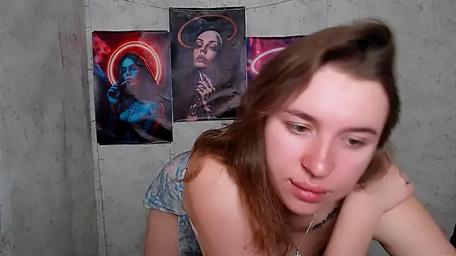 JuliaTopp  online show from November 22, 2025, 4:00 am