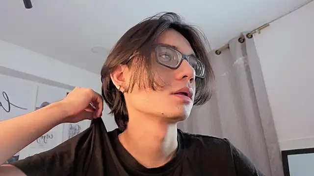 Snapshot of davoxer chatting on December 20, 2025, 3:42 am davoxer online show from December 20, 2025, 3:42 am