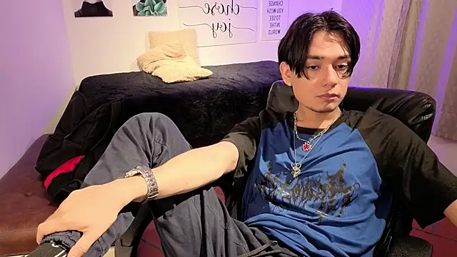 Snapshot of davoxer chatting on February 27, 2026, 2:12 am davoxer online show from February 27, 2026, 2:12 am