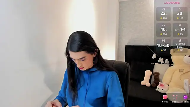 Snapshot of lily_cash1 chatting on October 9, 2025, 7:25 pm lily cash1 online show from October 9, 2025, 7:25 pm