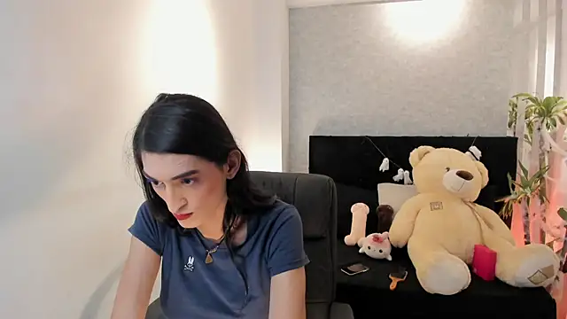 Snapshot of lily_cash1 chatting on October 7, 2025, 7:48 pm lily cash1 online show from October 7, 2025, 7:48 pm