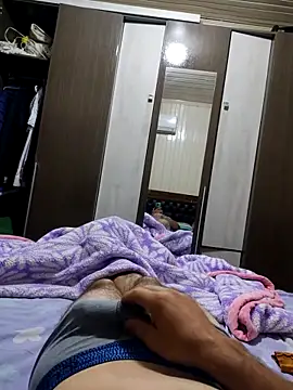 Gustavo198045 online show from February 4, 2026, 3:12 am