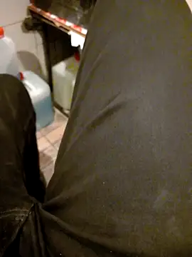 bullut06 online show from October 16, 2025, 12:02 pm