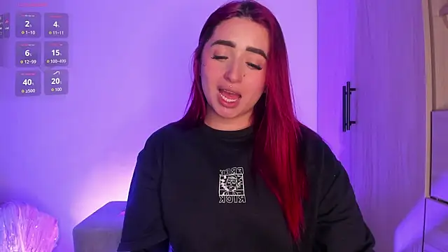 scarlett Collinss online show from November 6, 2025, 4:16 am