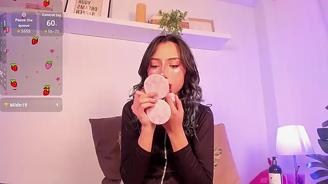 Snapshot of Vampgyal chatting on March 2, 2026, 11:11 pm Vampgyal online show from March 2, 2026, 11:11 pm