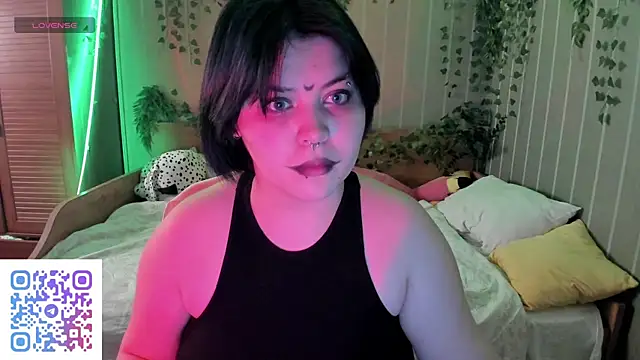 Alisa Monroe online show from October 28, 2025, 3:18 am