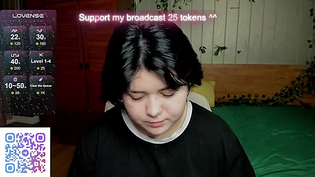 Alisa Monroe online show from October 15, 2025, 2:10 am