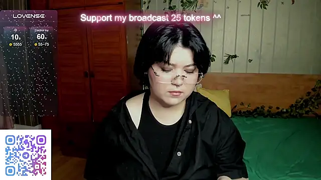 Alisa Monroe online show from October 16, 2025, 2:31 am