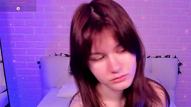 Snapshot of Aria_Vox chatting on October 10, 2025, 3:40 am Aria Vox online show from October 10, 2025, 3:40 am