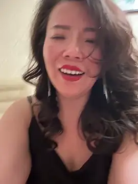 anna yngs online show from March 22, 2026, 4:08 pm