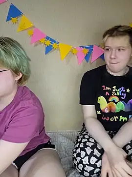 xrixsyx and ricky online show from September 30, 2025, 7:31 pm