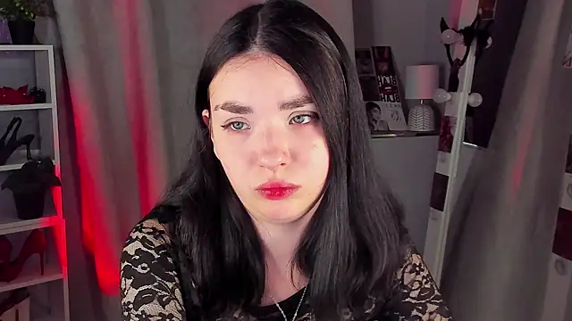 Marissa Garcia online show from October 6, 2025, 6:08 pm