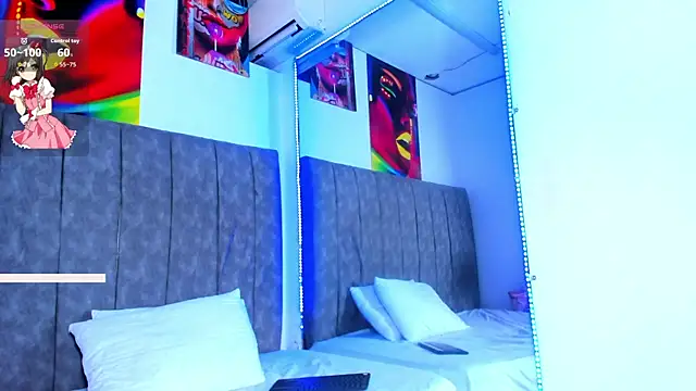 luna78hard online show from November 15, 2025, 4:05 am