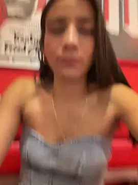 Snapshot of -juicy_ chatting on June 19, 2026, 10:36 pm -juicy online show from June 19, 2026, 10:36 pm