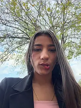 Snapshot of -juicy_ chatting on February 15, 2026, 10:30 pm -juicy online show from February 15, 2026, 10:30 pm