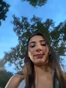 -juicy  online show from November 30, 2025, 10:43 pm