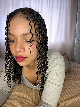 Yasmin777  online show from October 11, 2025, 8:10 pm