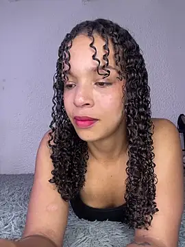 Yasmin777  online show from February 9, 2026, 7:34 pm