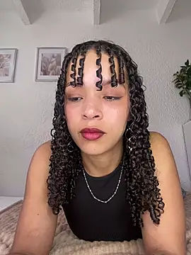 Yasmin777  online show from June 2, 2026, 5:35 pm