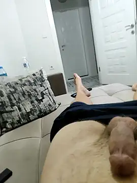 alenyilmaz online show from September 27, 2025, 10:05 pm