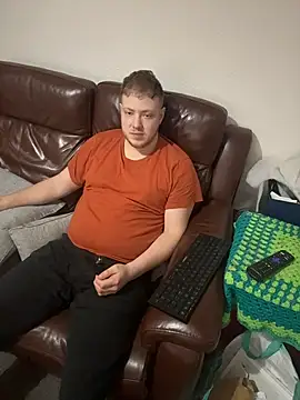 yourmaster2025 online show from February 8, 2026, 11:35 pm