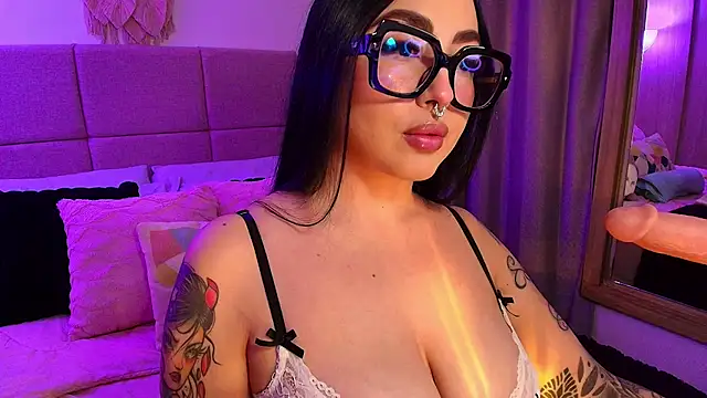 Claiborne Morris online show from November 13, 2025, 10:57 pm