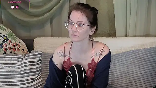 Snapshot of kohlbird chatting on February 5, 2026, 3:02 am kohlbird online show from February 5, 2026, 3:02 am