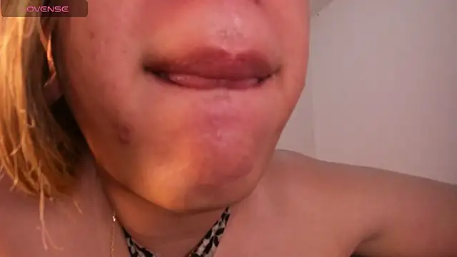 Snapshot of Mia_for_you_lovee chatting on November 23, 2025, 10:58 am Mia for you lovee online show from November 23, 2025, 10:58 am