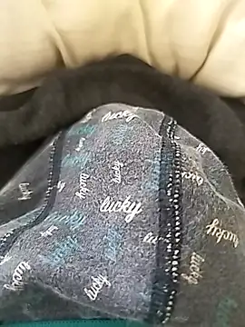 Tolgaistanbul34 online show from March 25, 2026, 11:42 am