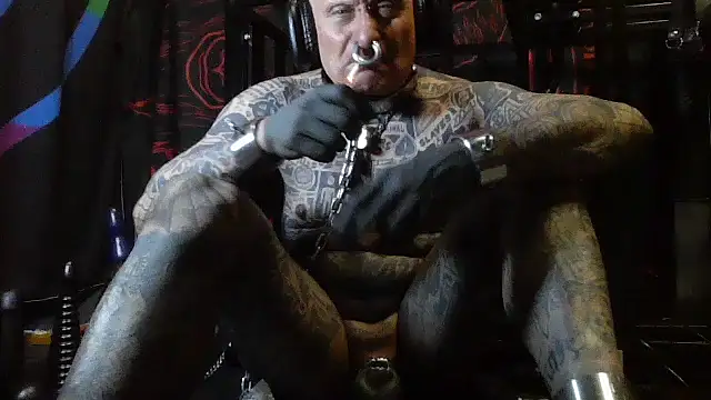 object857 online show from February 15, 2026, 8:08 pm