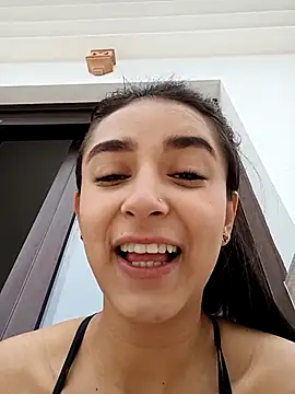 CandyFoxter  online show from October 8, 2025, 7:21 am