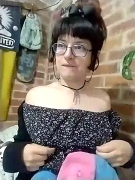  Alaskamisa online show from October 22, 2025, 2:11 am