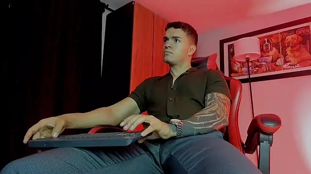 Snapshot of ALPHA_DOMINUS_ chatting on February 14, 2026, 8:14 am ALPHA DOMINUS online show from February 14, 2026, 8:14 am