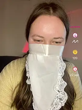 Snapshot of ShyPampBlondie chatting on April 28, 2026, 1:48 pm ShyPampBlondie online show from April 28, 2026, 1:48 pm