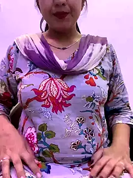 misharani00 online show from September 12, 2025, 1:44 pm