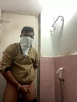 Snapshot of omkarcoll chatting on January 9, 2026, 6:04 pm omkarcoll online show from January 9, 2026, 6:04 pm