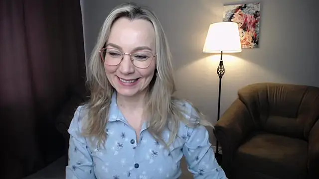 Snapshot of Ava_Elior chatting on April 21, 2026, 11:39 am Ava Elior online show from April 21, 2026, 11:39 am